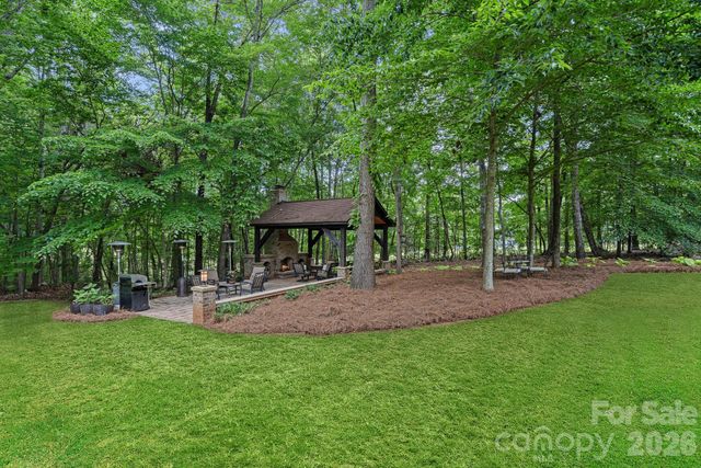 1305 Anniston Place, Wesley Chapel, NC 28079