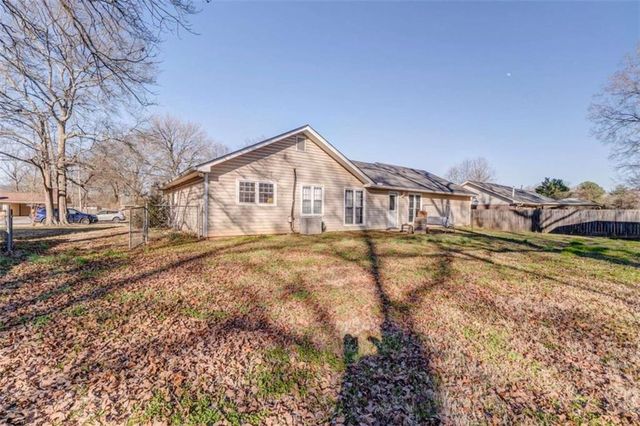 9 Gray Rock Drive, Rome, GA 30165