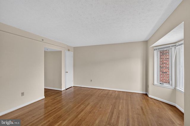 2931 SUNSET LN, Suitland, MD 20746