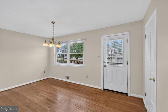 2931 SUNSET LN, Suitland, MD 20746