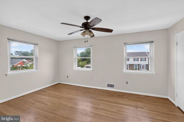 2931 SUNSET LN, Suitland, MD 20746