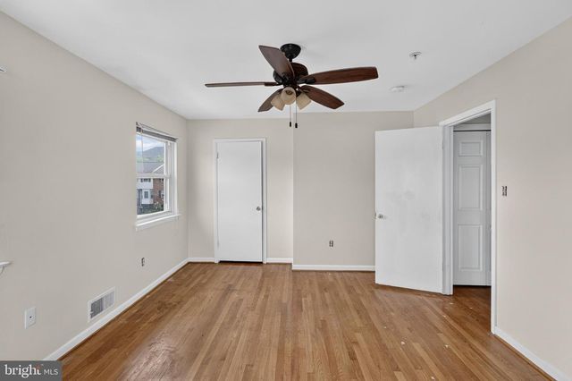 2931 SUNSET LN, Suitland, MD 20746