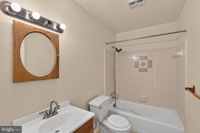 2931 SUNSET LN, Suitland, MD 20746