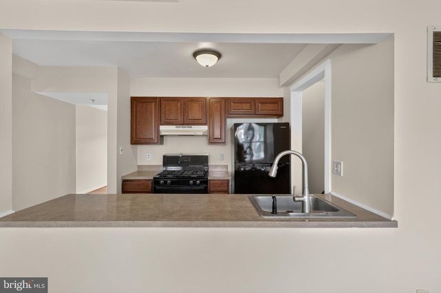 2931 SUNSET LN, Suitland, MD 20746