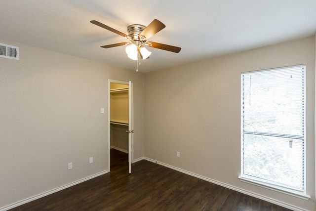 4545 Live Oak St Avenue 302, Dallas, TX 75204