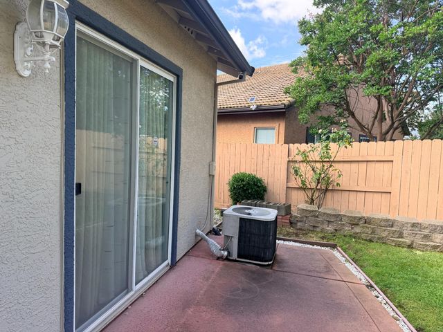 1152 Penrod Way, Folsom, CA 95630