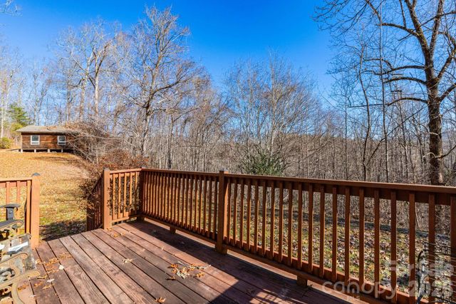 143 Hubert Mccall Drive, Balsam Grove, NC 28708