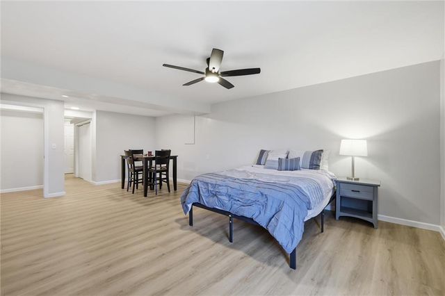 2140 SW Gooseberry Lane, Lee's Summit, MO 64082