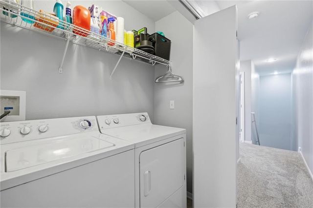 2140 SW Gooseberry Lane, Lee's Summit, MO 64082