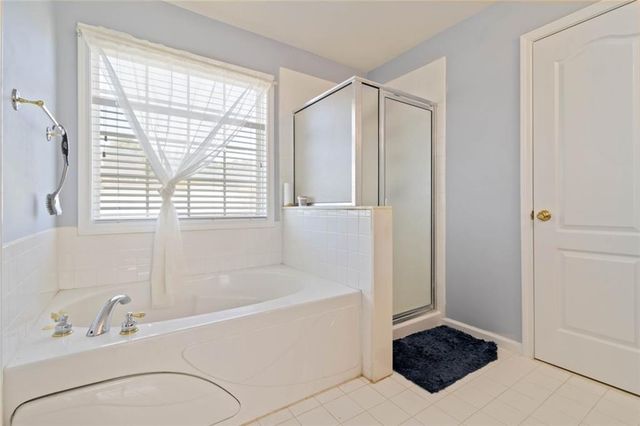 2387 Shady Maple Trail, Loganville, GA 30052