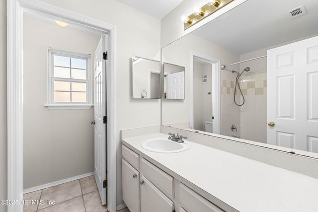 13810 SUTTON PARK Drive N, 221, Jacksonville, FL 32224