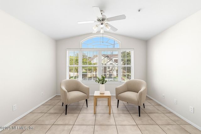 13810 SUTTON PARK Drive N, 221, Jacksonville, FL 32224