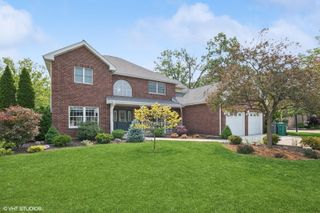 1373 Notre Dame Drive, Lemont, IL 60439