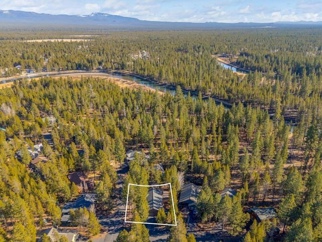 55595 Wagon Master Way, Bend, OR 97707