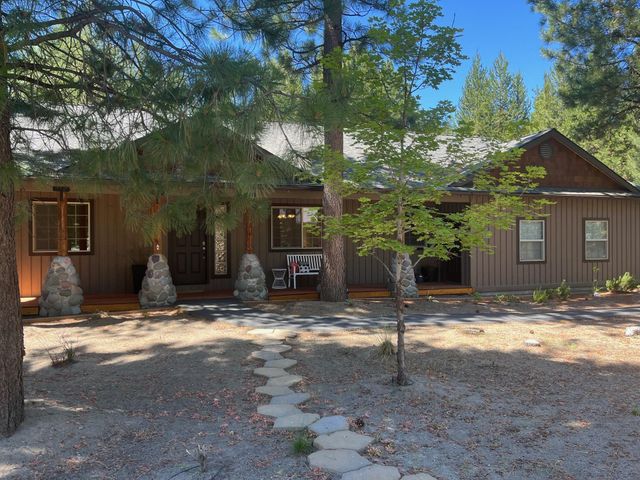 55595 Wagon Master Way, Bend, OR 97707