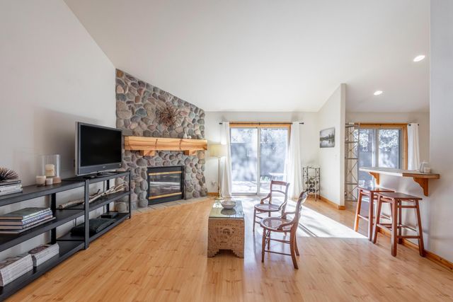 55595 Wagon Master Way, Bend, OR 97707