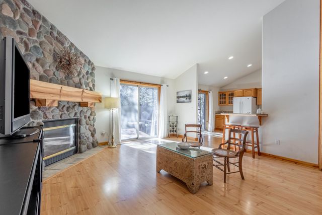 55595 Wagon Master Way, Bend, OR 97707