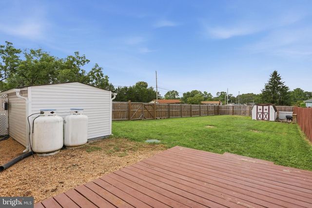 1450 ANDERSON ST, Front Royal, VA 22630