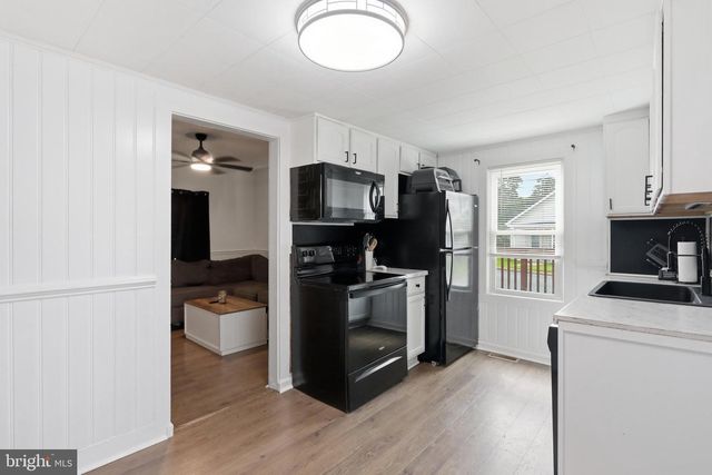 1450 ANDERSON ST, Front Royal, VA 22630