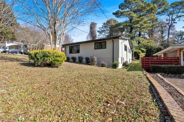 2142 Cloverdale Drive SE, Atlanta, GA 30316