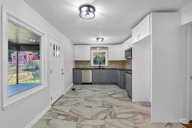 2142 Cloverdale Drive SE, Atlanta, GA 30316