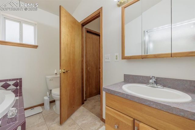 37 Silbani Lane, Florissant, CO 80816