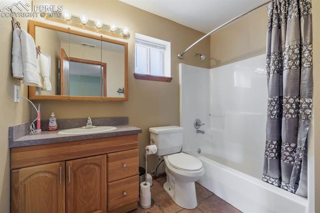 37 Silbani Lane, Florissant, CO 80816