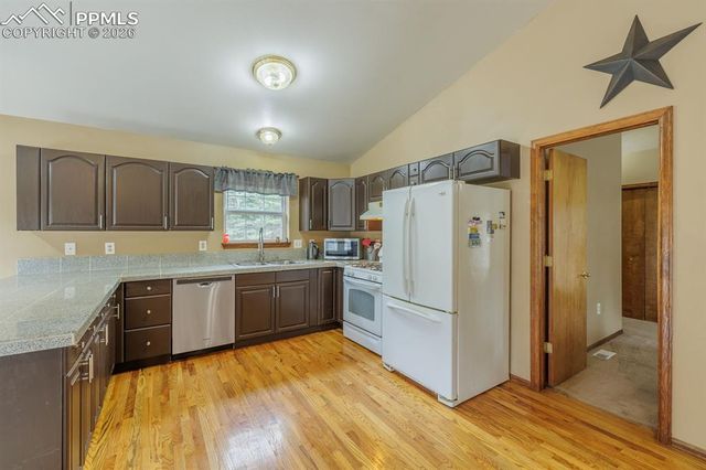 37 Silbani Lane, Florissant, CO 80816