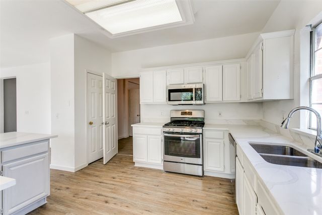 1925 Sunrise Trail, Lewisville, TX 75067