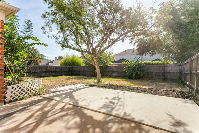 1925 Sunrise Trail, Lewisville, TX 75067