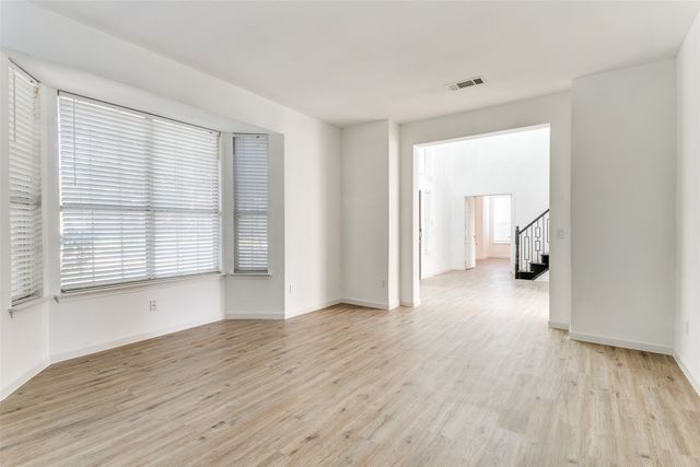 1925 Sunrise Trail, Lewisville, TX 75067