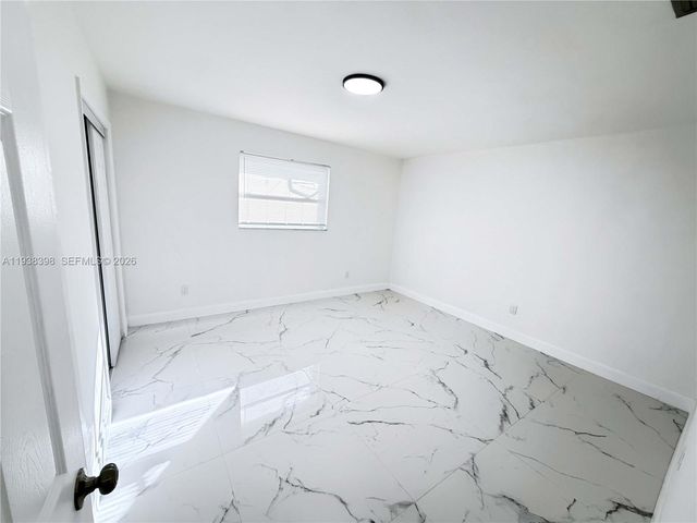 133 SE 2nd Ave 2, Hallandale Beach, FL 33009