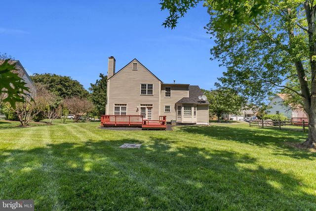 6458 WOODMERE PL, Centreville, VA 20120