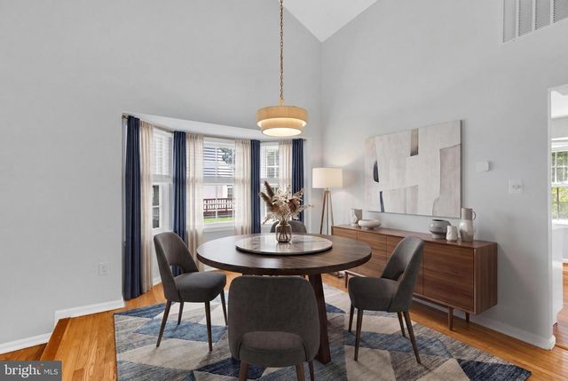 6458 WOODMERE PL, Centreville, VA 20120