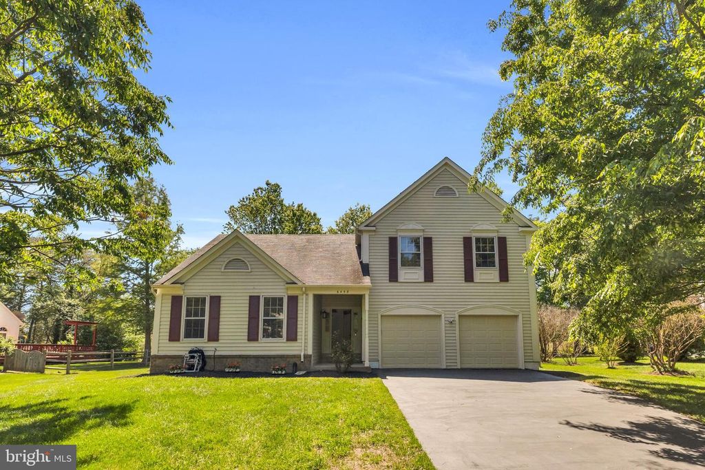 6458 WOODMERE PL, Centreville, VA 20120