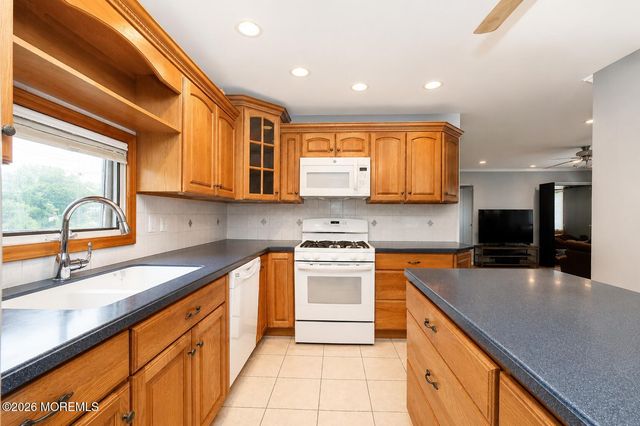 199 Princeton Road, Parlin, NJ 08859