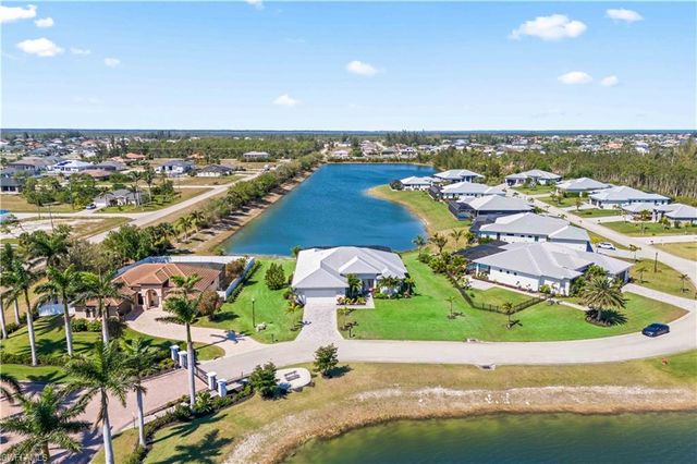 2410 Kismet Lakes LN, Cape Coral, FL 33993