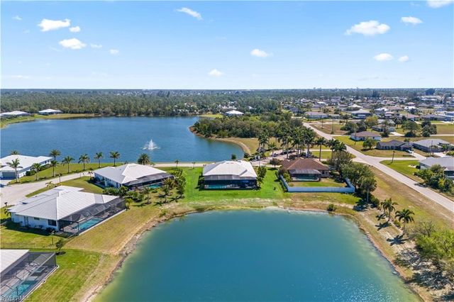 2410 Kismet Lakes LN, Cape Coral, FL 33993