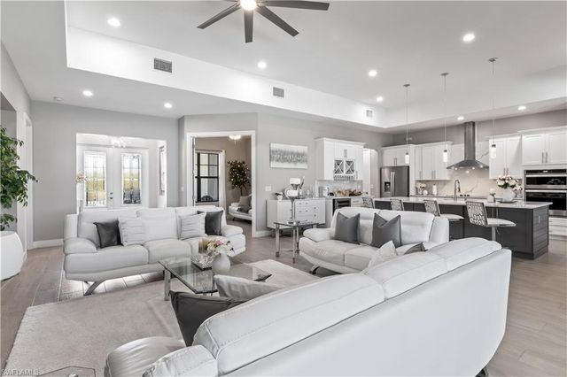 2410 Kismet Lakes LN, Cape Coral, FL 33993