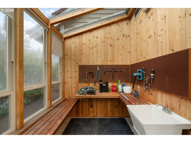 32715 Sw LAUREL Rd, Hillsboro, OR 97123