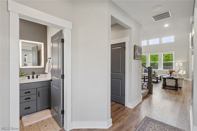 2818 Weeping Pine Drive, Medina, OH 44256