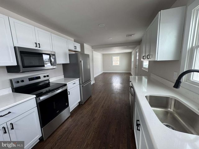 183 KNIGHTS CORNER RD, Elkton, MD 21921