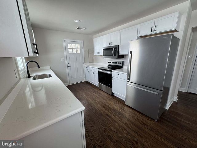 183 KNIGHTS CORNER RD, Elkton, MD 21921