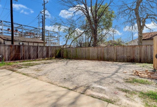 610 Cage Street, Houston, TX 77020