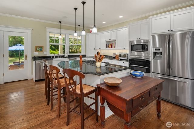 19840 Vashon Highway SW, Vashon, WA 98070