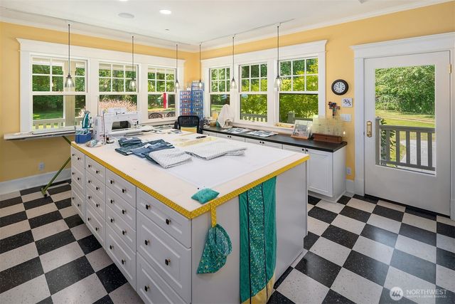 19840 Vashon Highway SW, Vashon, WA 98070