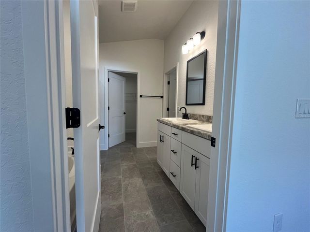 15649 SE 88 AVENUE, Summerfield, FL 34491
