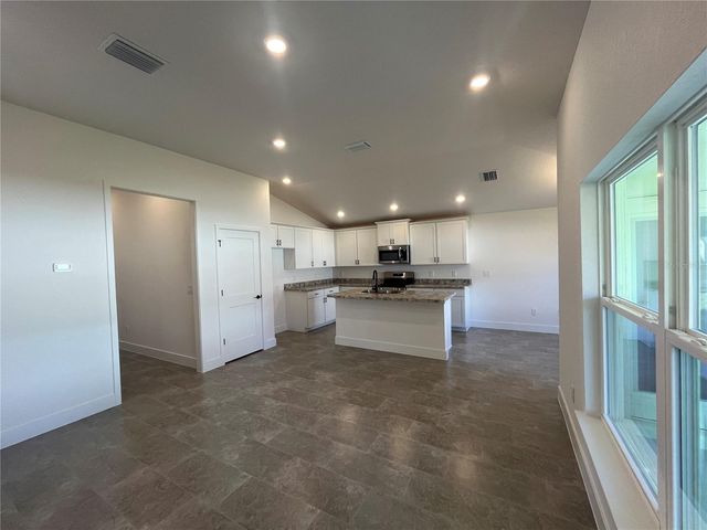 15649 SE 88 AVENUE, Summerfield, FL 34491