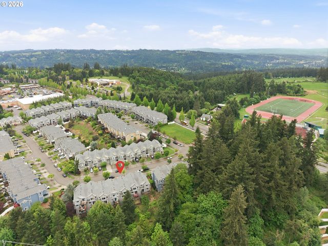 20275 HOODVIEW Ave, West Linn, OR 97068
