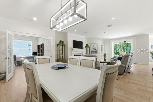 101 Carolina Oaks Ave, Bluffton, SC 29909